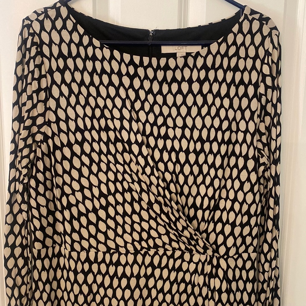 Printed knit dress with side twist